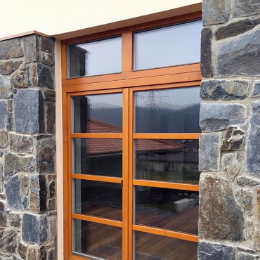 Stone around the Window - Massive Rock