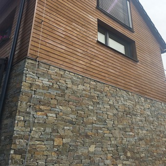 Facade from natural stone - Montego Gray